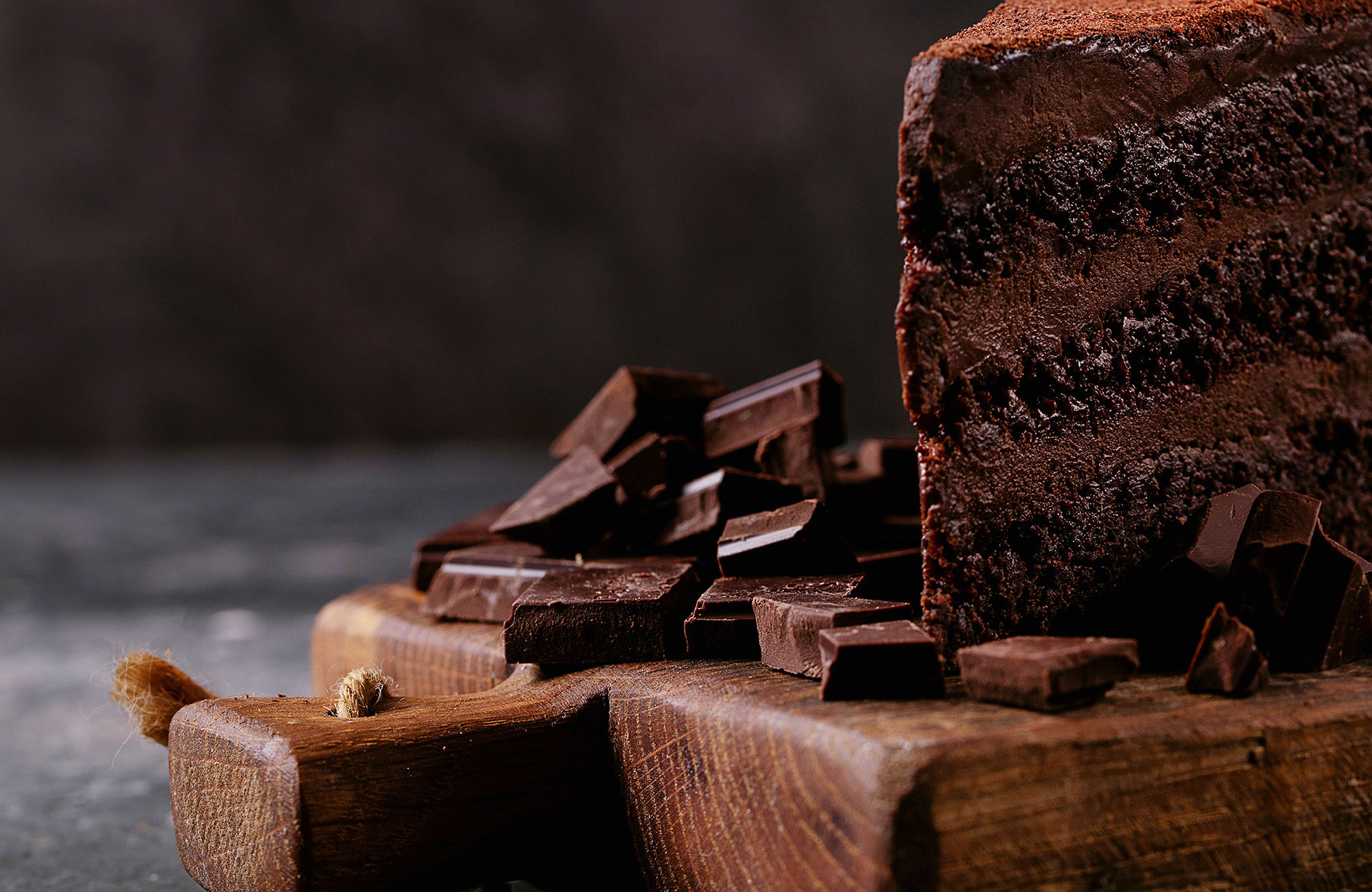 Chocolate - Walnut Cake Recipe (Video)