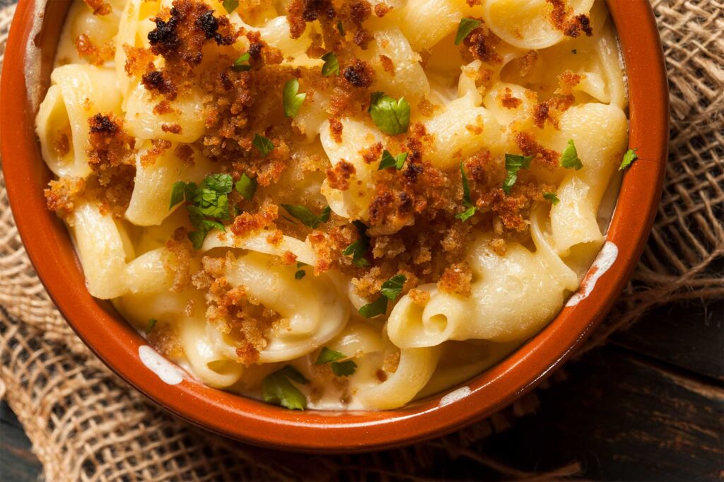 Gordon Ramsay’s Mac and Cheese (Video)