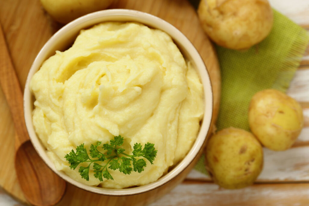 Cheesy, Extra Fluffy, Super Creamy Potato Mash (Video)