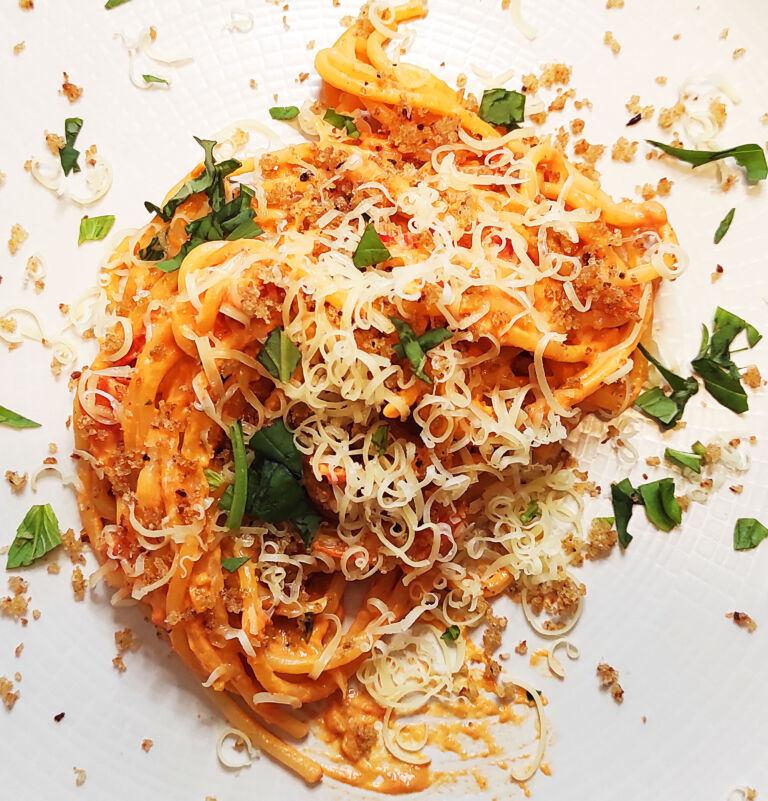 spaghetti-in-pasta-sauce-video-recipe-gastroladies1