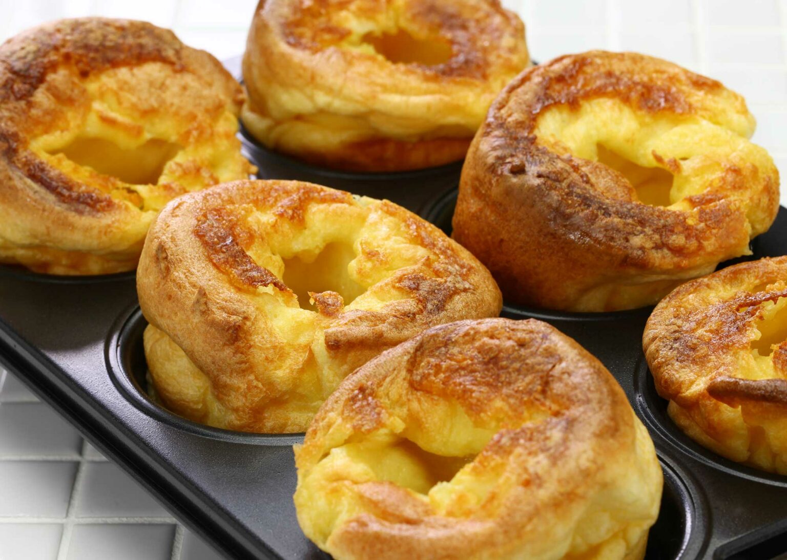 Jamie Olivers Yorkshire Pudding Recipe Video How To Make Recipes 3526