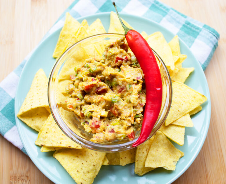 original-mexican-guacamole-video-recipe-gastroladies1