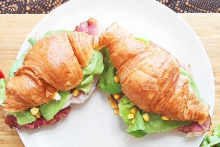 Egg Salad And Fried Bacon Sandwich (Video)