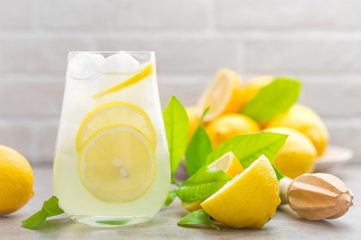 Homemade Lemonade Using Real Lemons (Video) How To Make Recipes