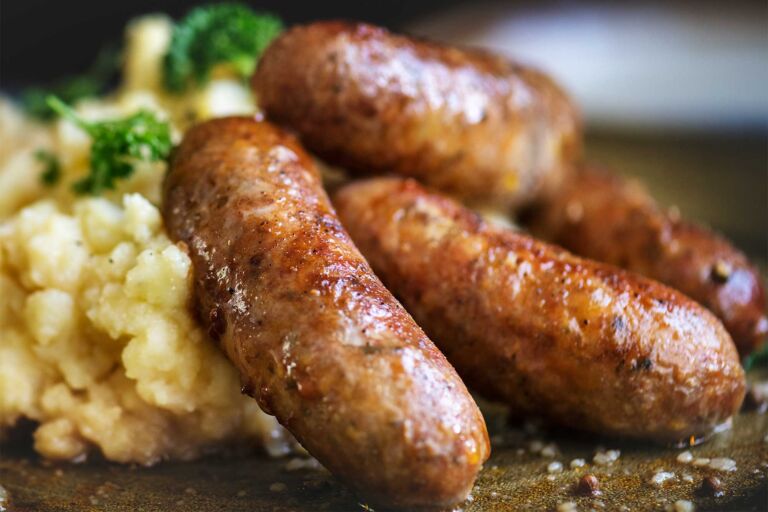 irish-bangers-and-mash-recipe-gastroladies1