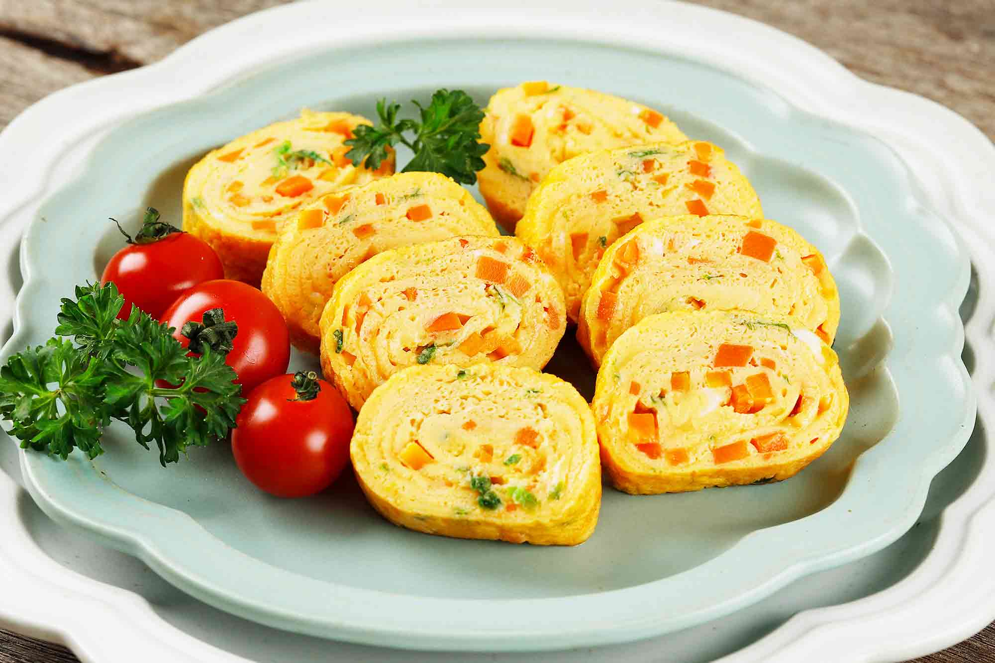 How To Make Cauliflower Roll With Cream Cheese (Video) - How To Make