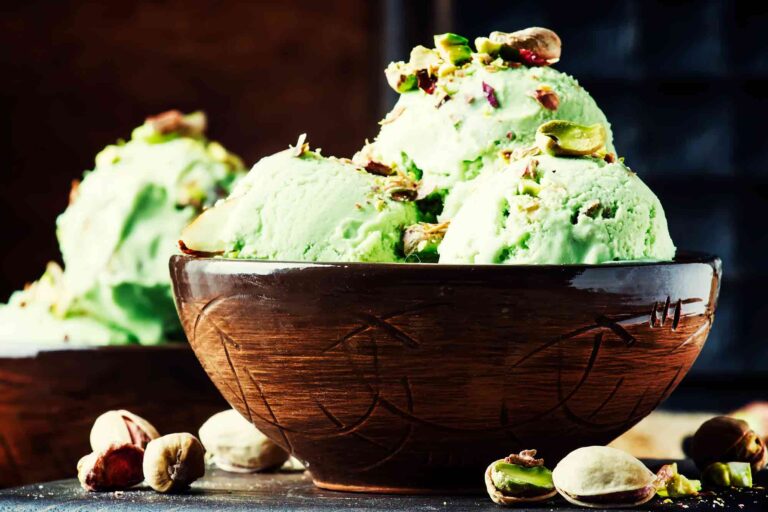 homemade-pistachio-ice-cream-recipe1