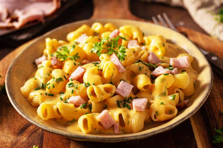 pasta-with-cheese-sauce-and-ham-recipe1