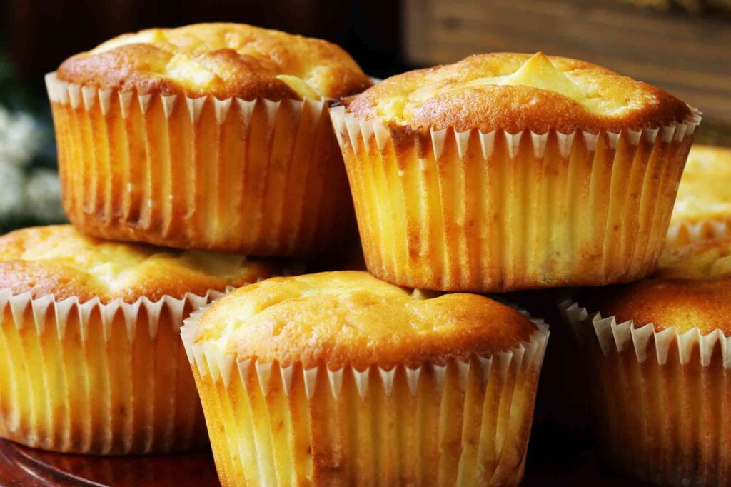 Homemade Apple Muffins Recipe