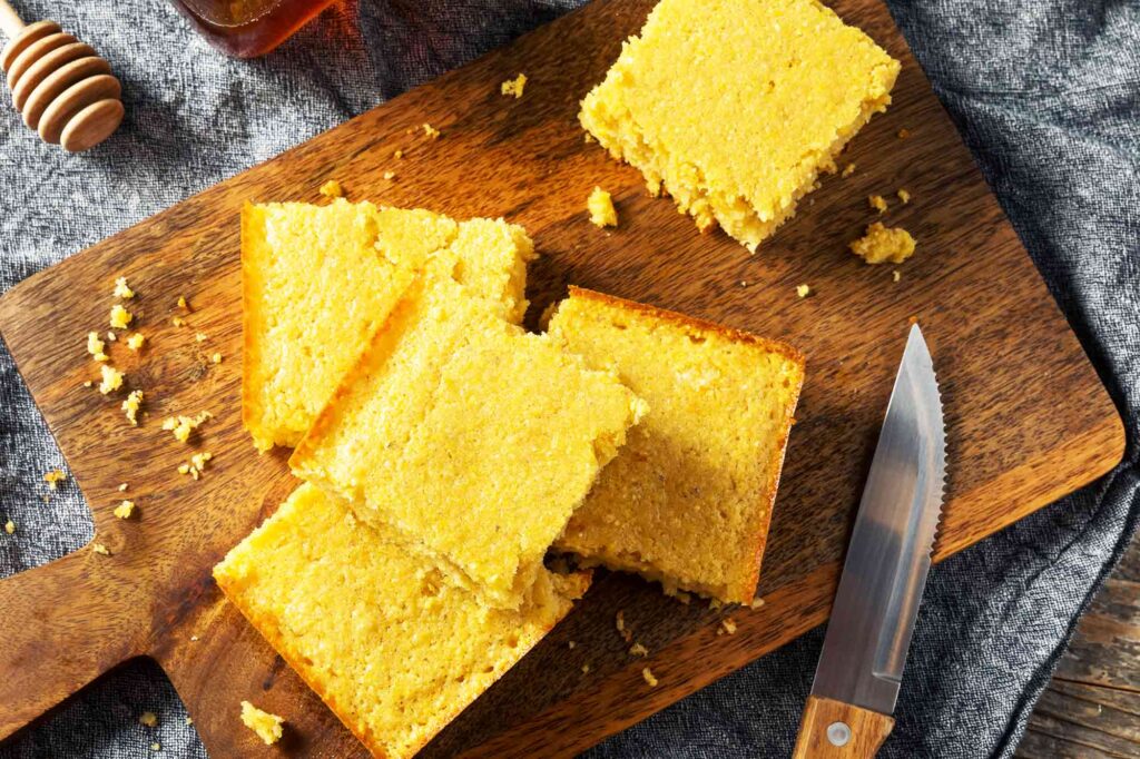 Homemade Thanksgiving Corn Bread