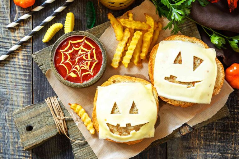 halloween-party-fun-ghost-burger-recipe1