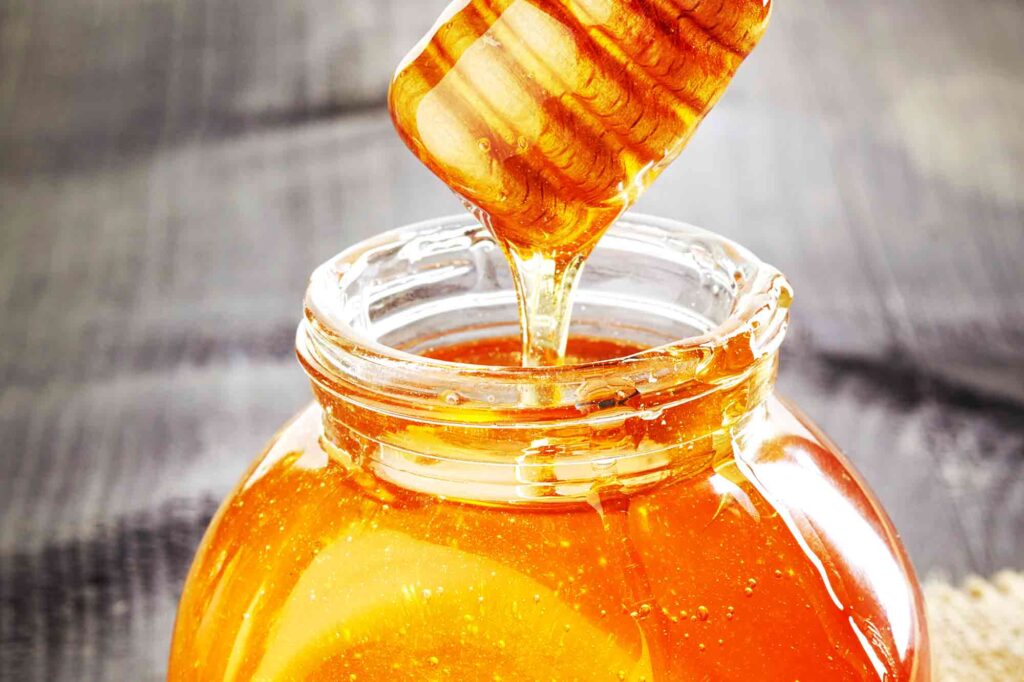 Can heating honey turn it toxic?