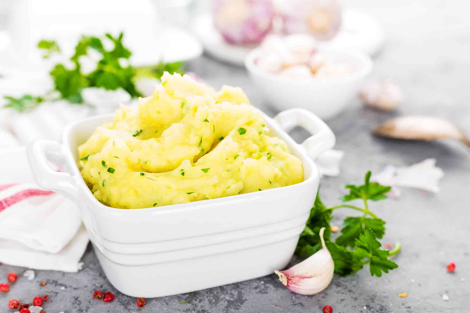 Potato Mash with Garlic and Parsley How To Make Recipes