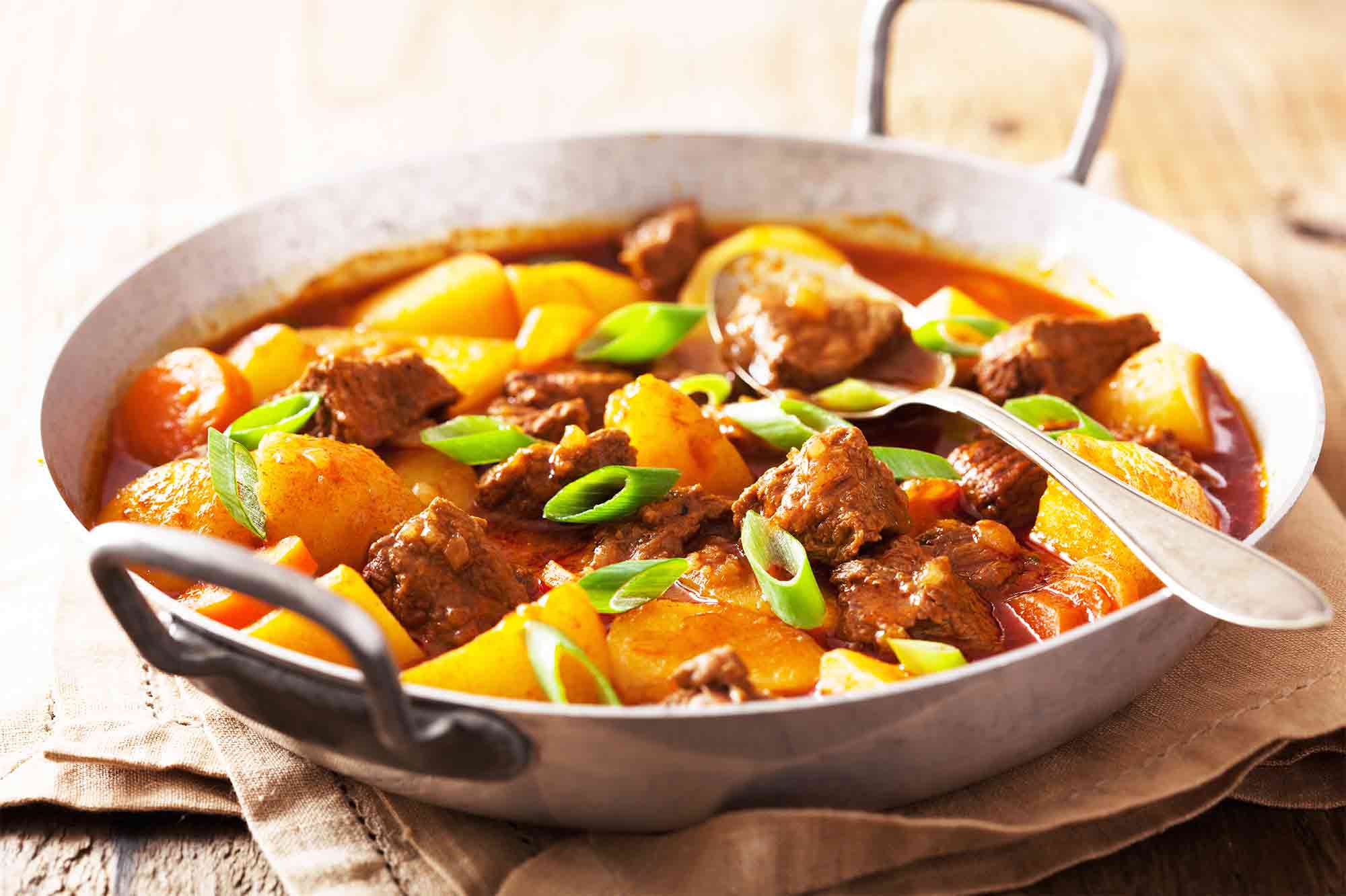 Hearty Beef Casserole - How To Make Recipes