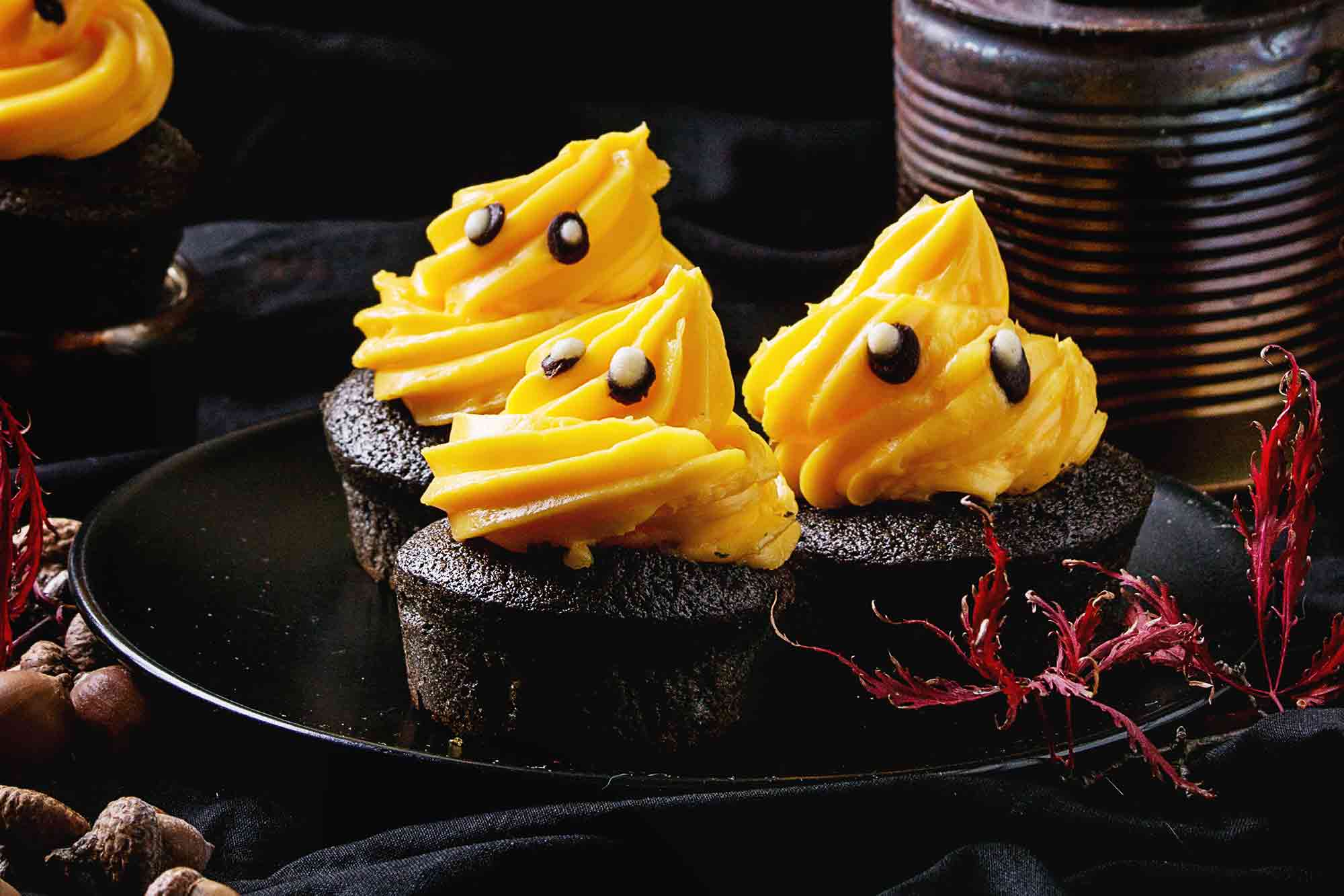 Halloween Black and Orange Ghost Cupcakes - How To Make Recipes