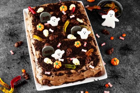 Halloween Chocolate Dirty Cake